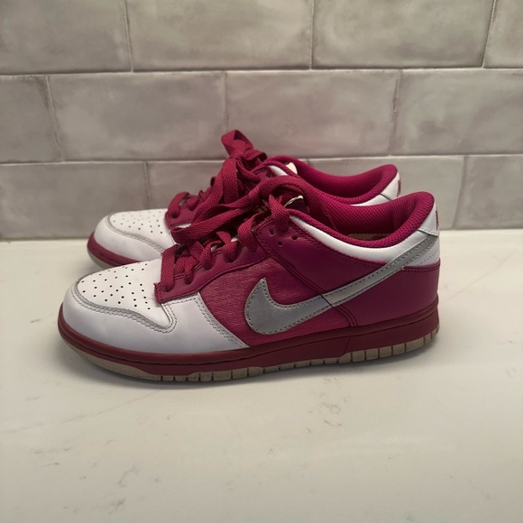 Nike Dunk Low Rave Pink Women’s Size 7 Magenta Y2K Colorful - Picture 5 of 10